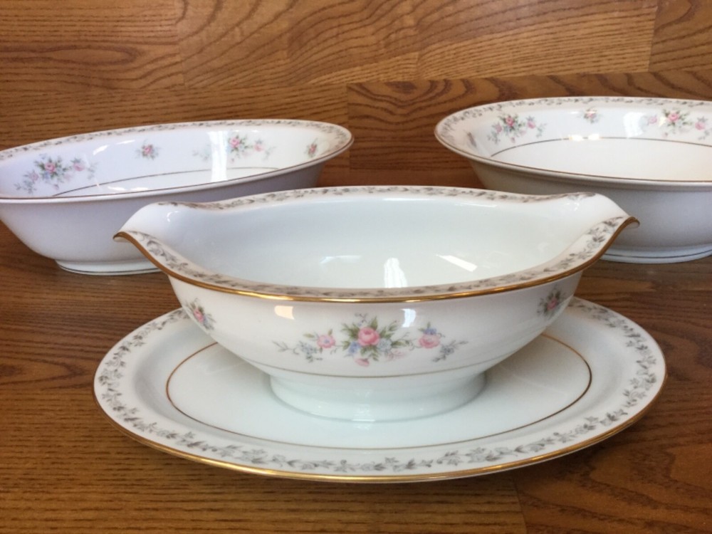 Noritake 6305 Barton Vegetable Serving Bowls (3 Pcs.) - Excellent