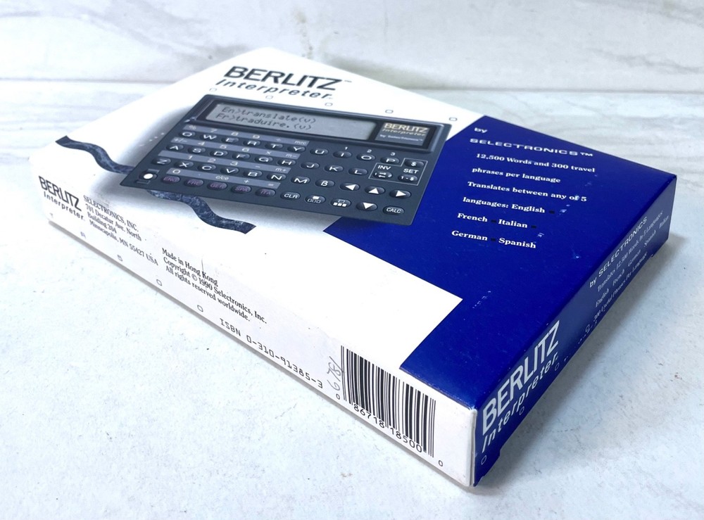 Vintage 1990 Berlitz Interpreter electronic pocket translator by Selectronics