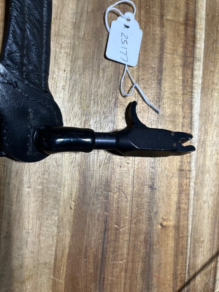 Leather Archery release (25177)