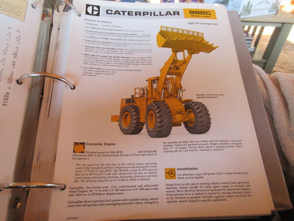 Caterpillar 992C Wheel Loader Brochure 4 page