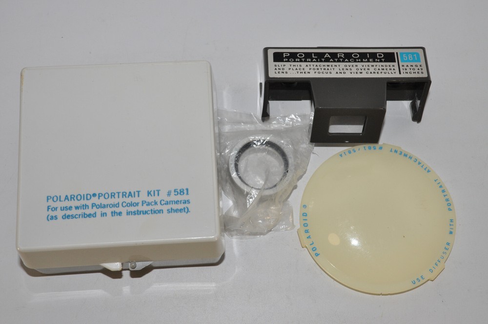 POLAROID Camera Portrait Kit #581 (Lens, Diffuser, Adapter, Case) Vintage
