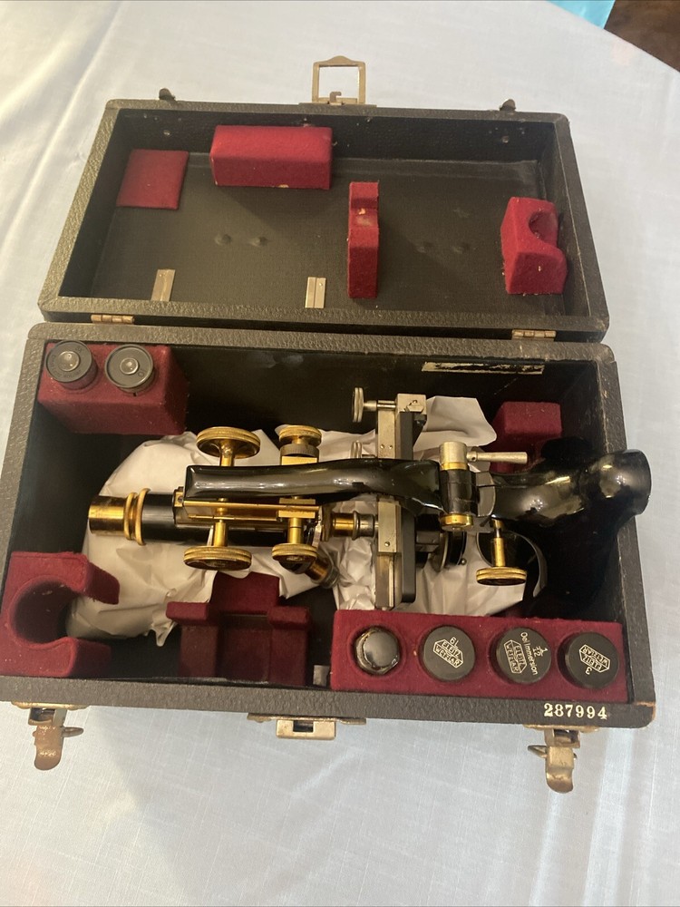 Vintage Ernst Leitz Wetzlar Microscope w/ Case & Extras