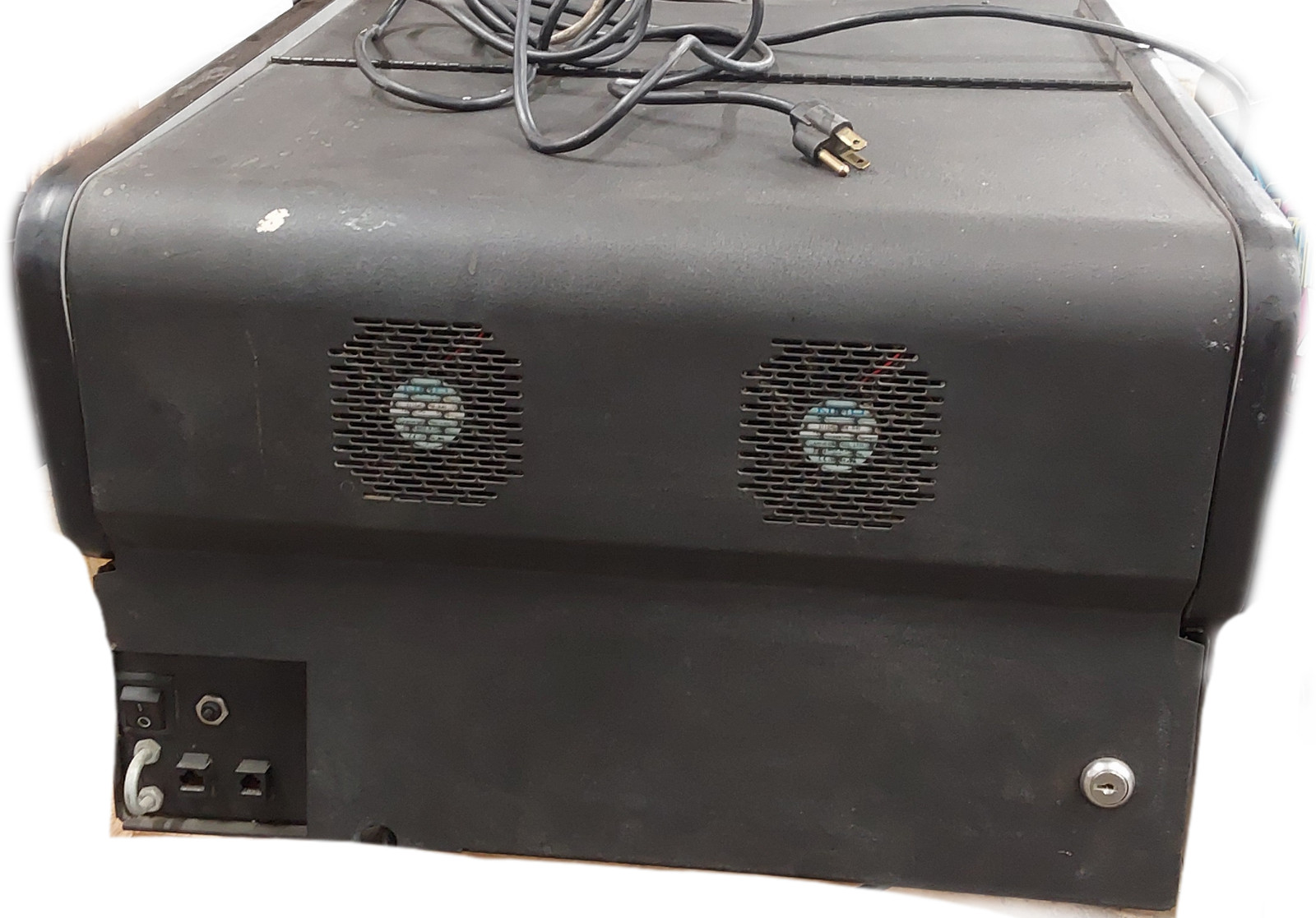 Merit Industries Megatouch Force Classic Silver Arcade Machine 2007