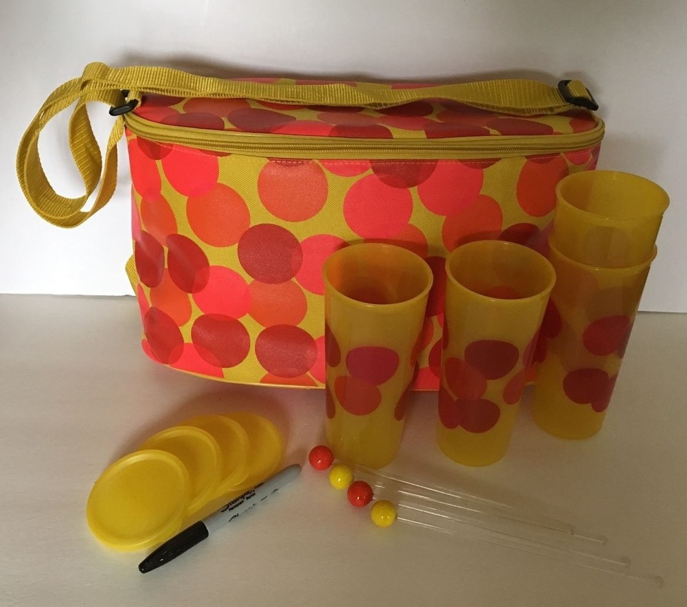 New-TUPPERWARE 'DOT' SET