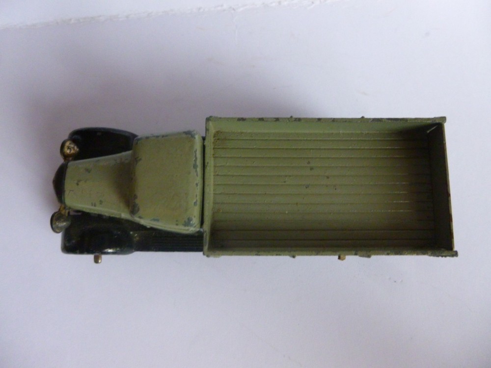 Dinky 25e circa 1947 Tipping Wagon