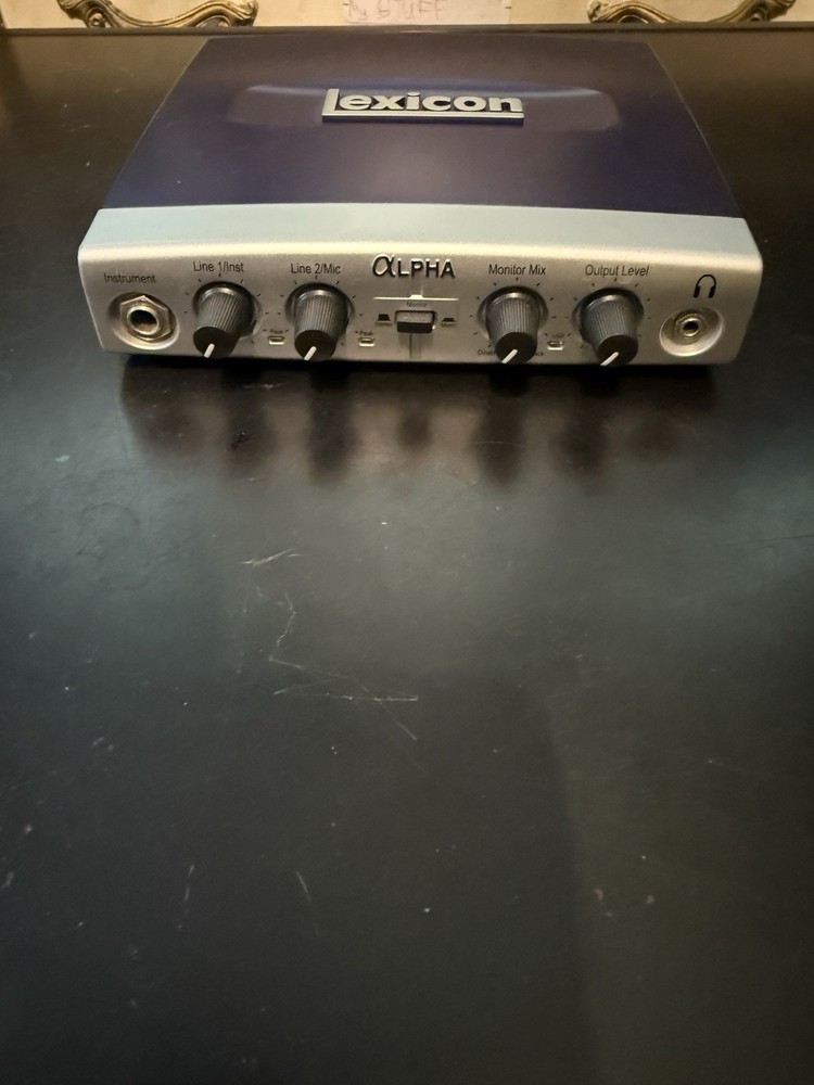 Lexicon Alpha LEXALPHAV Desktop Recording Studio Bundle /w Cables and Software