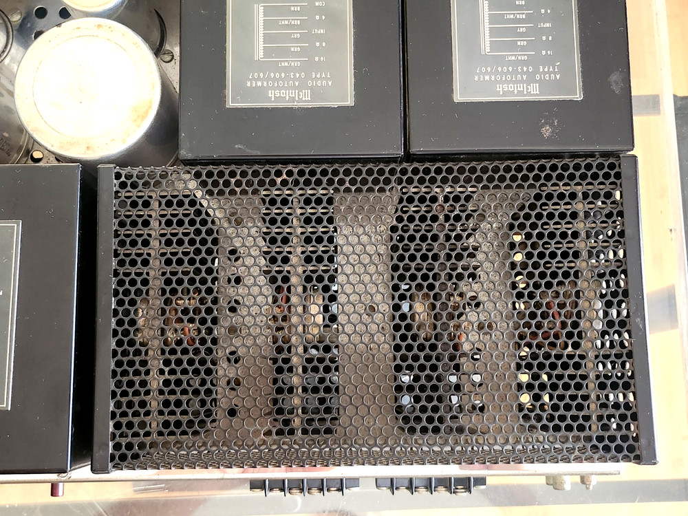 McIntosh MC 2505 solid state power amplifier