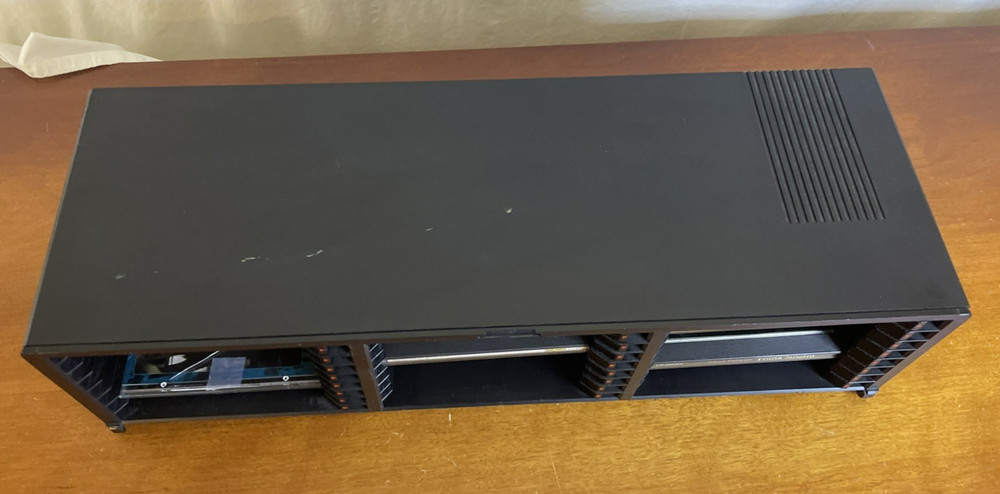 VTG Laserline 24 CD Storage Case Compact Disc Lock And Eject No Door