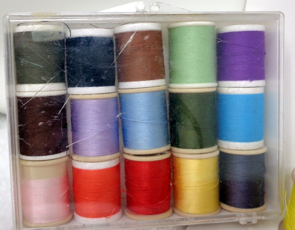 LOT: (40) 1" Sewing Thread Spools