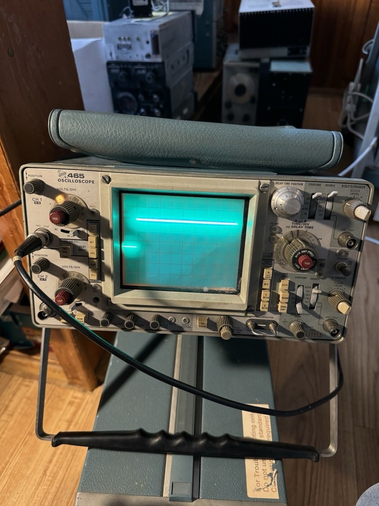 Tektronix 465 oscilloscope