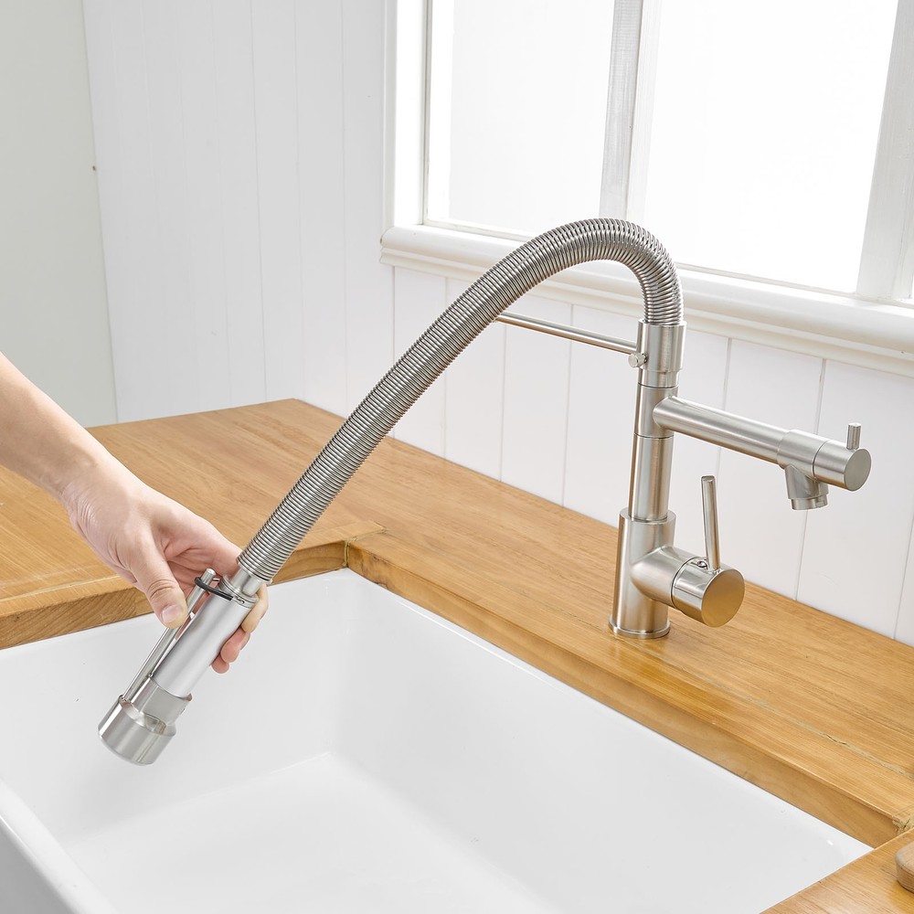 Commercial Style Kitchen Faucet with Pull Down Sprayer