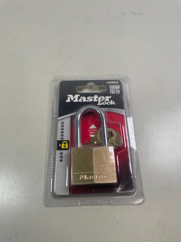 Master Lock 140DLF Padlock with 2 Keys