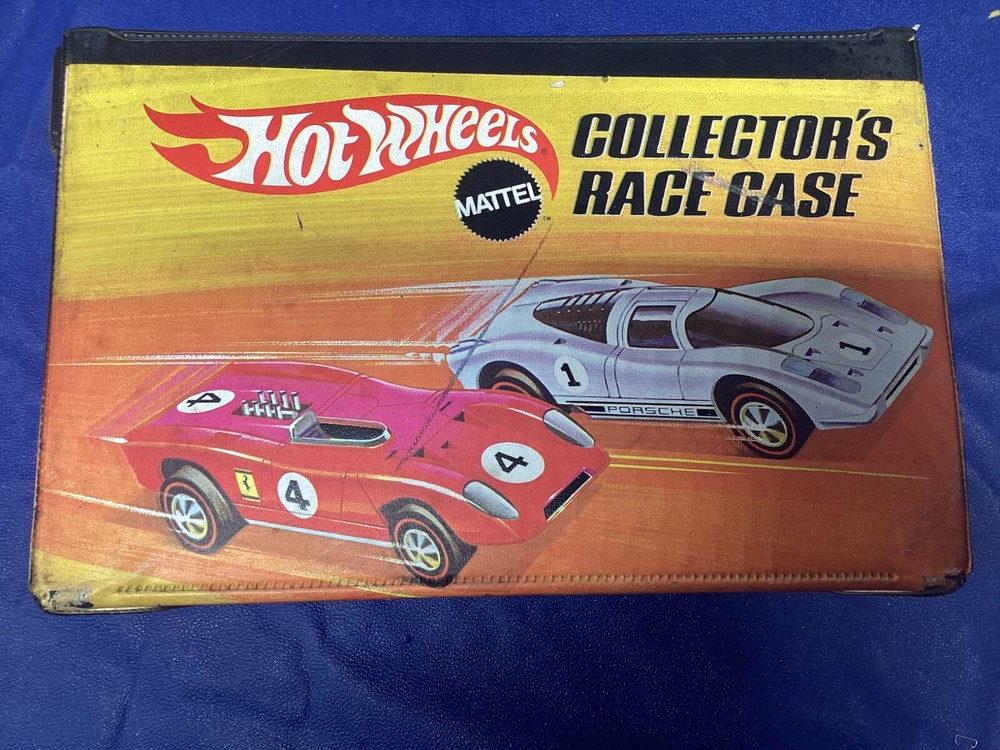 VINTAGE HOT WHEELS 48 CAR CASE
