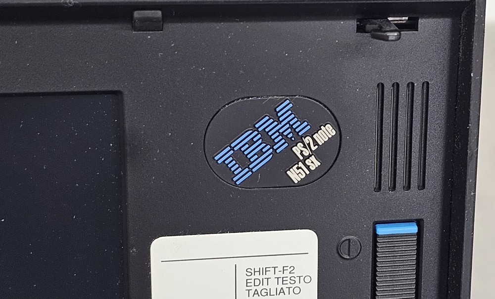 IBM PS/2 Note N51 SX Notebook Computer