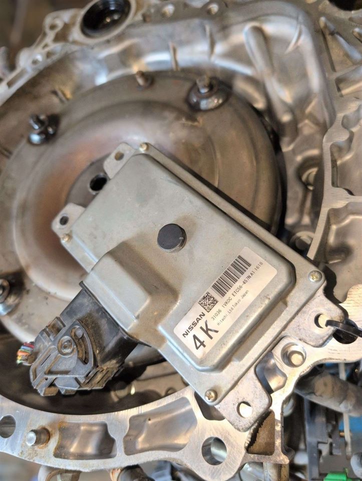 ROGUE 2011 Fuse Box Cabin 6772