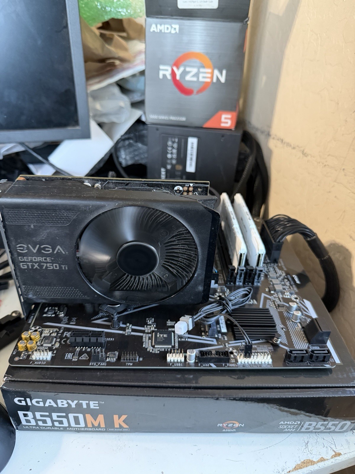 CPU + Motherboard Combo - AMD Ryzen™ 5 5500 + GIGABYTE B550M K