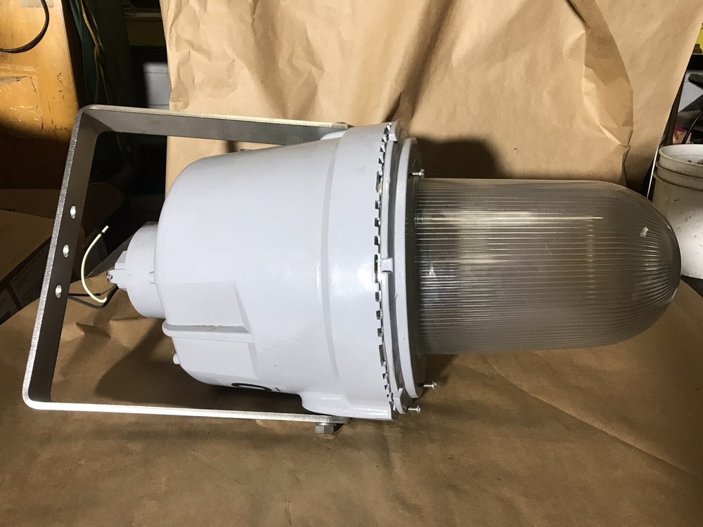 Appleton Code Master 2 Light Floodlight CFP400MT