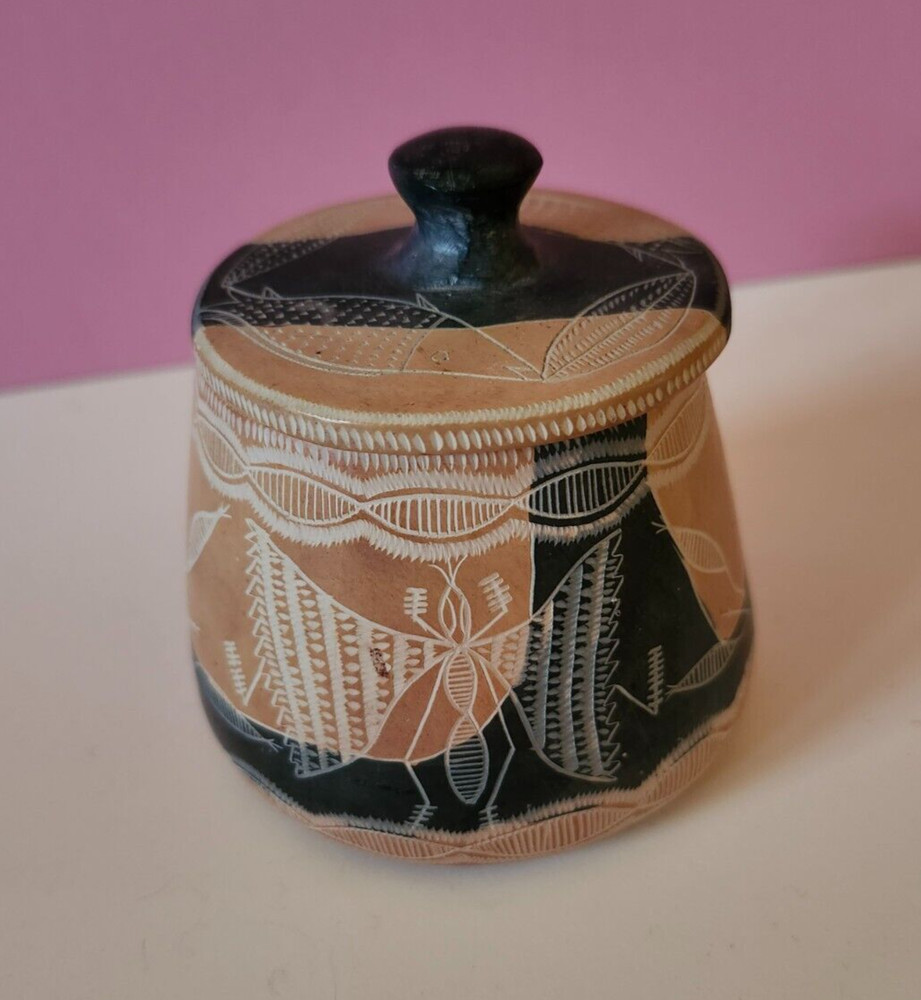 Brown Sgraffito Ceramic Lidded Box With Earrings