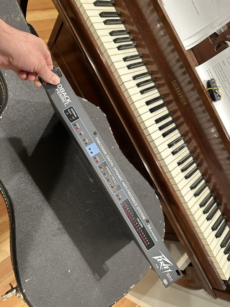 PEAVEY FEEDBACK FERRET Precision Digital Dynamic Anti-Feedback System