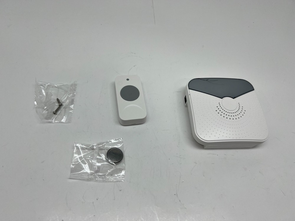 Newhouse Hardware Wireless Chime with LED Light & Push Button WCMBRG White