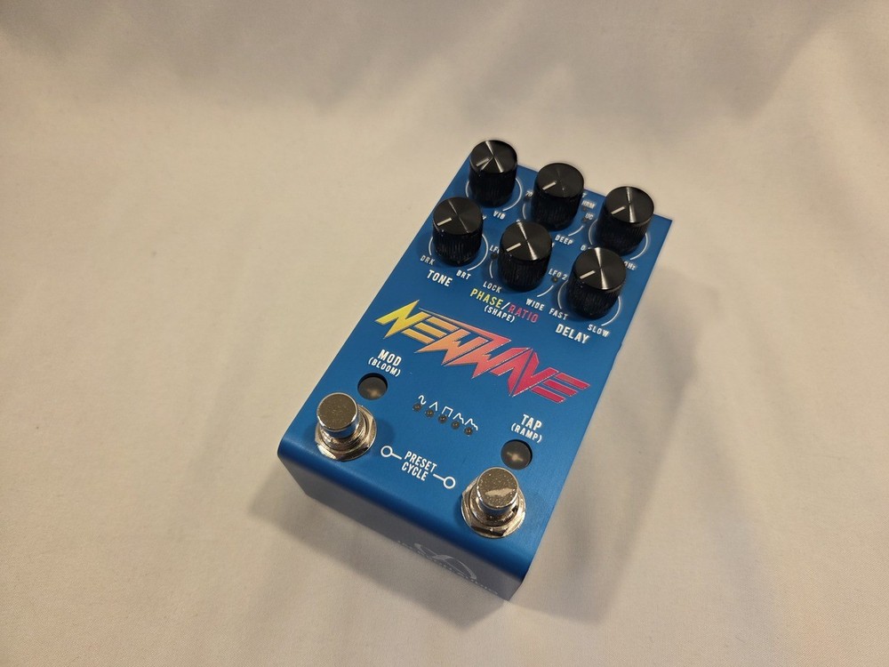 JACKSON AUDIO New Wave Used Chorus