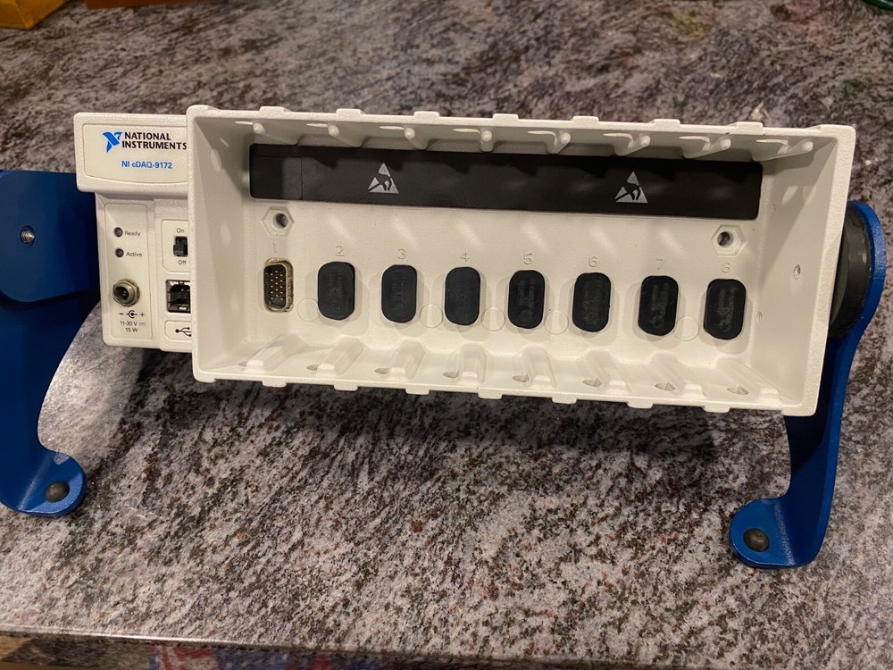 NI cDAQ-9172 USB CompactDAQ Chassis 191575D-01