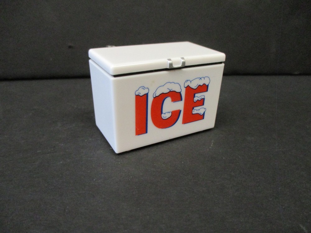 DIORAMA ACCESSORY, 1/24, ICE MACHINE, PLASTIC