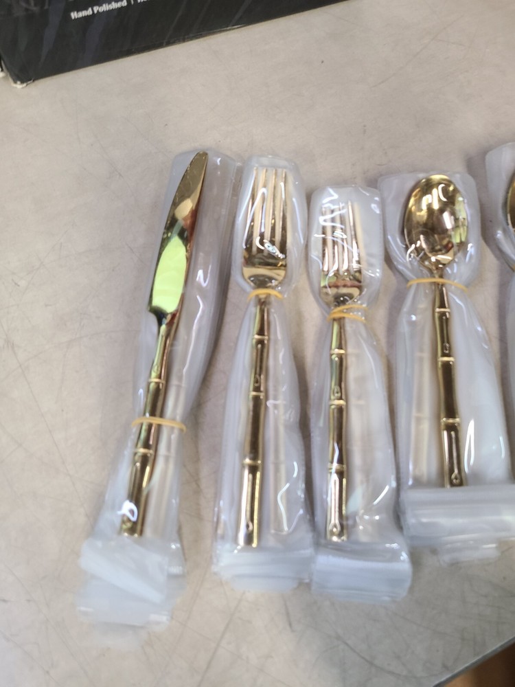 Flatasy Flatware Set Gold Silverware Set with Bamboo Pattern Mirror Polished 20