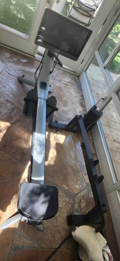 Hydrow Pro Rowing Machine with Immersive 22" HD Rotating Screen -Slightly used