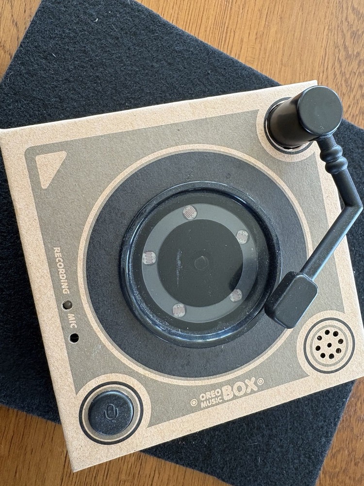 Nabisco Oreo Cookie Music Box
