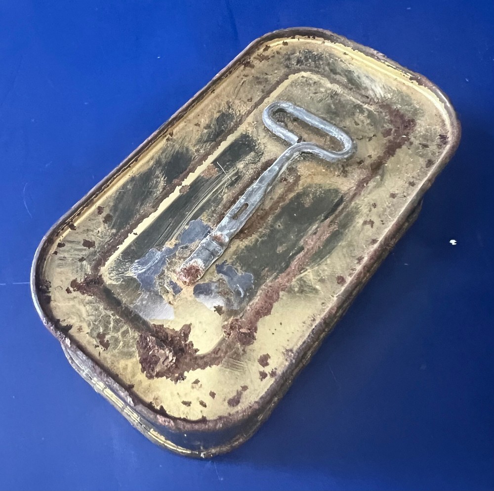 US NAVY M-592 KIT EMERGENCY SURVIVAL RATION