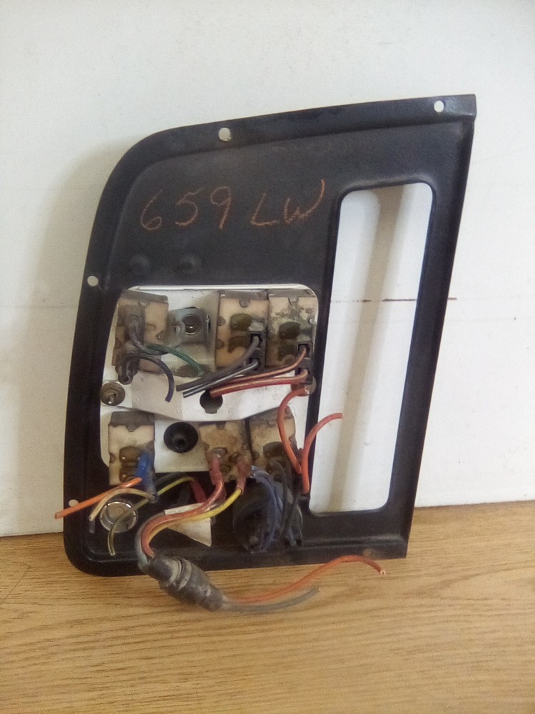 1990 Sterling Dash Switch Panel