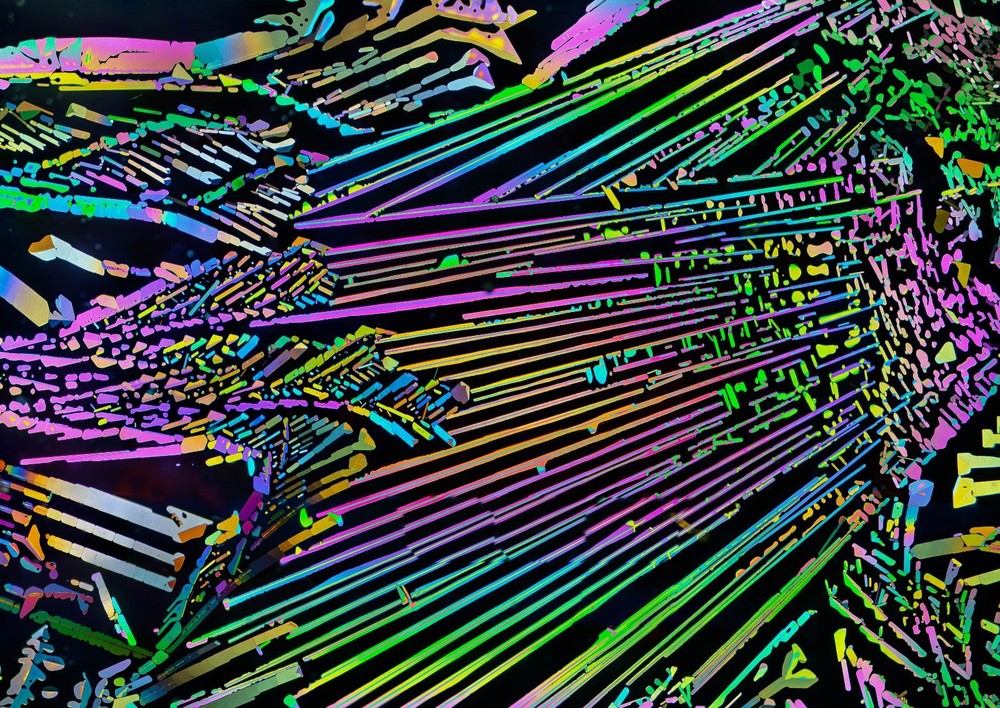Microscope slide for polarized light POTASSIUM THIOCYANATE
