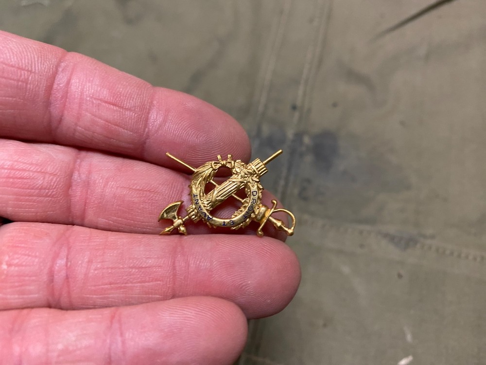 ORIGINAL WWII US ARMY OFFICER INSPECTOR GENERAL DIV  SHIRT CAP COLLAR INSIGNIA