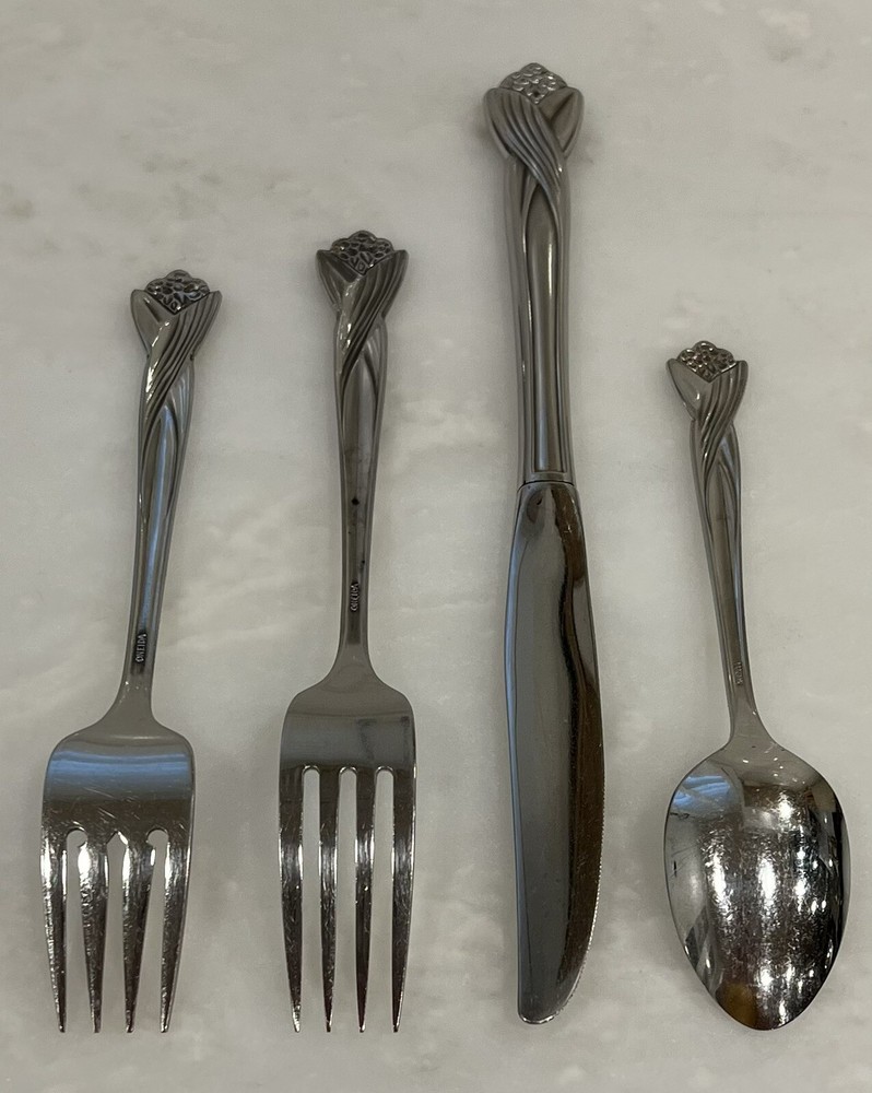 Oneida KATRINA Place Setting Bouquet Flower Stainless Flatware Fork Knife Spoon