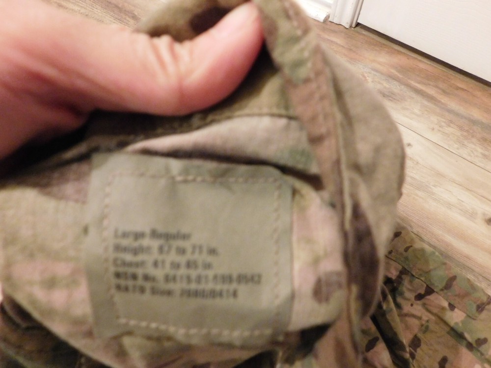 US ARMY MULTICAM FLAME RESISTANT COAT SZ LARGE -REG