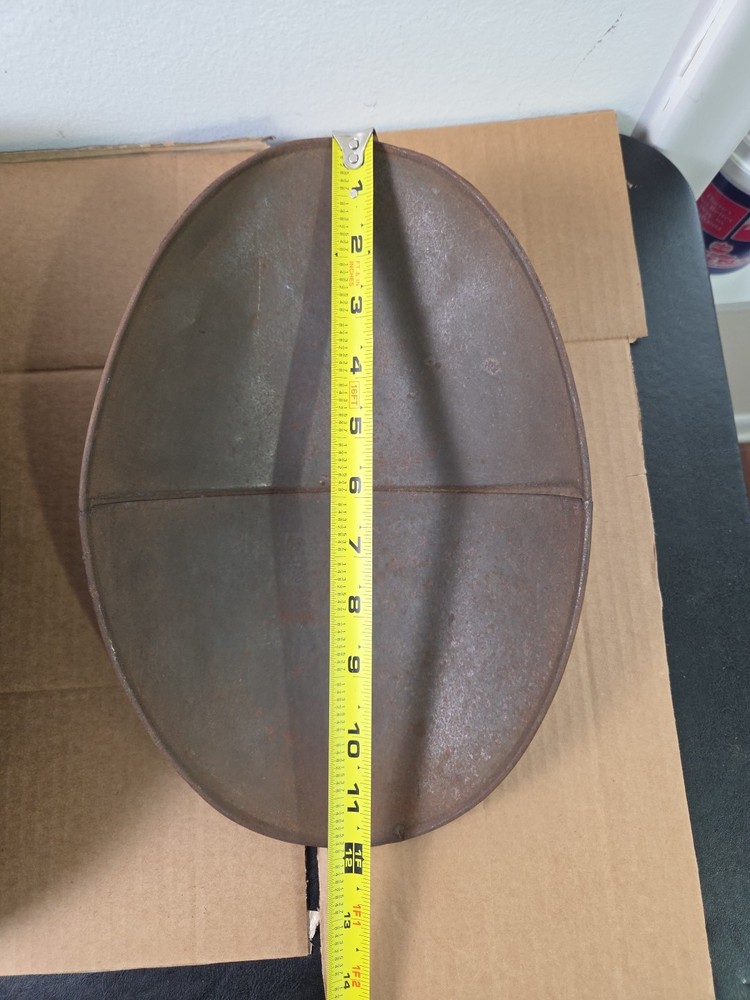 Vintage Howe Cast Iron Fish Tail Scale (Untested)