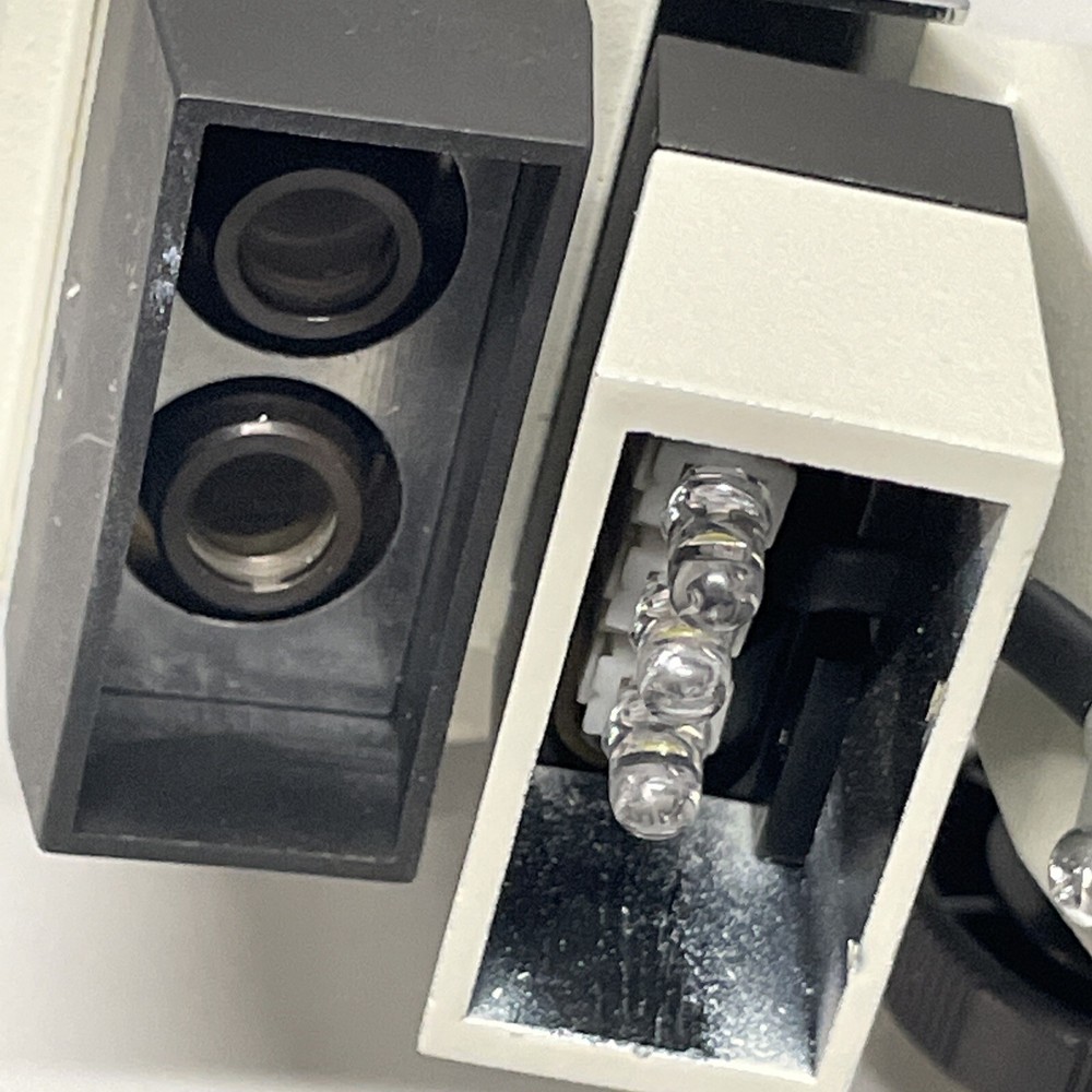 Wards Microscope - Untested - No Power Supply - UNTESTED