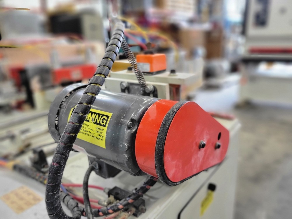 UNIQUE 313 Automatic Miter Machine – Shapers