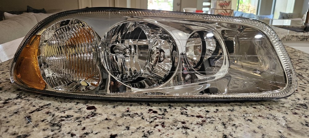 Mack OEM Right Side Passenger Headlight Headlamp Assembly