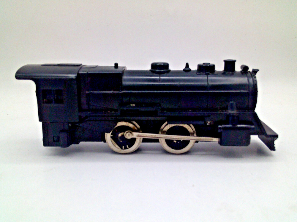 MARX H-O ELECTRIC TRAIN with TRACKS - WITHOUT REMOTE CONTROL - In Original Box