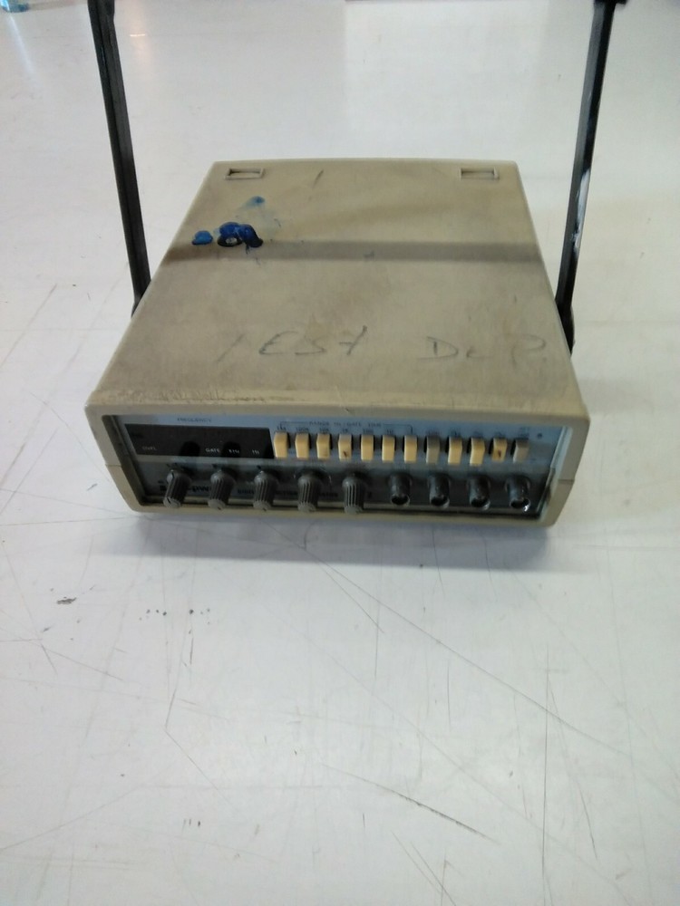 Topwars Digital Function Generator 8112