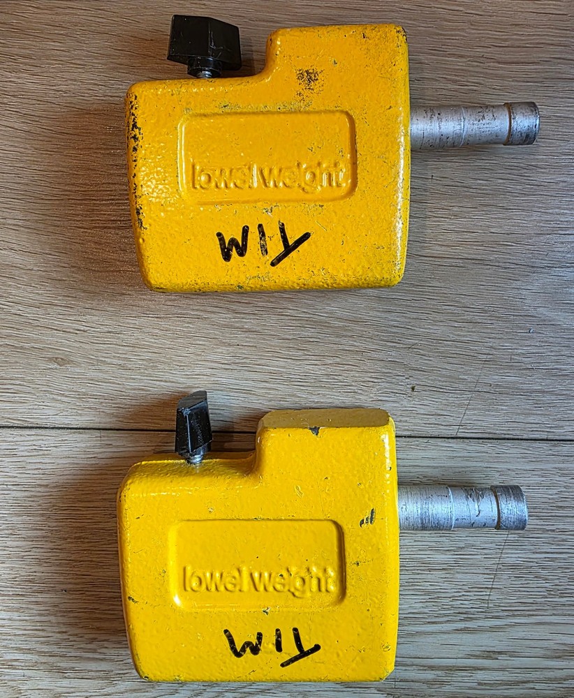 Lowel Tota-light hold-down weight