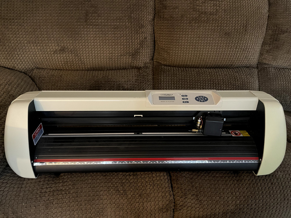 US CUTTER 28" MODEL SC PLOTTER SERIES VINYL CUTTER/PLOTTER TYPE SC631 USCUTTER