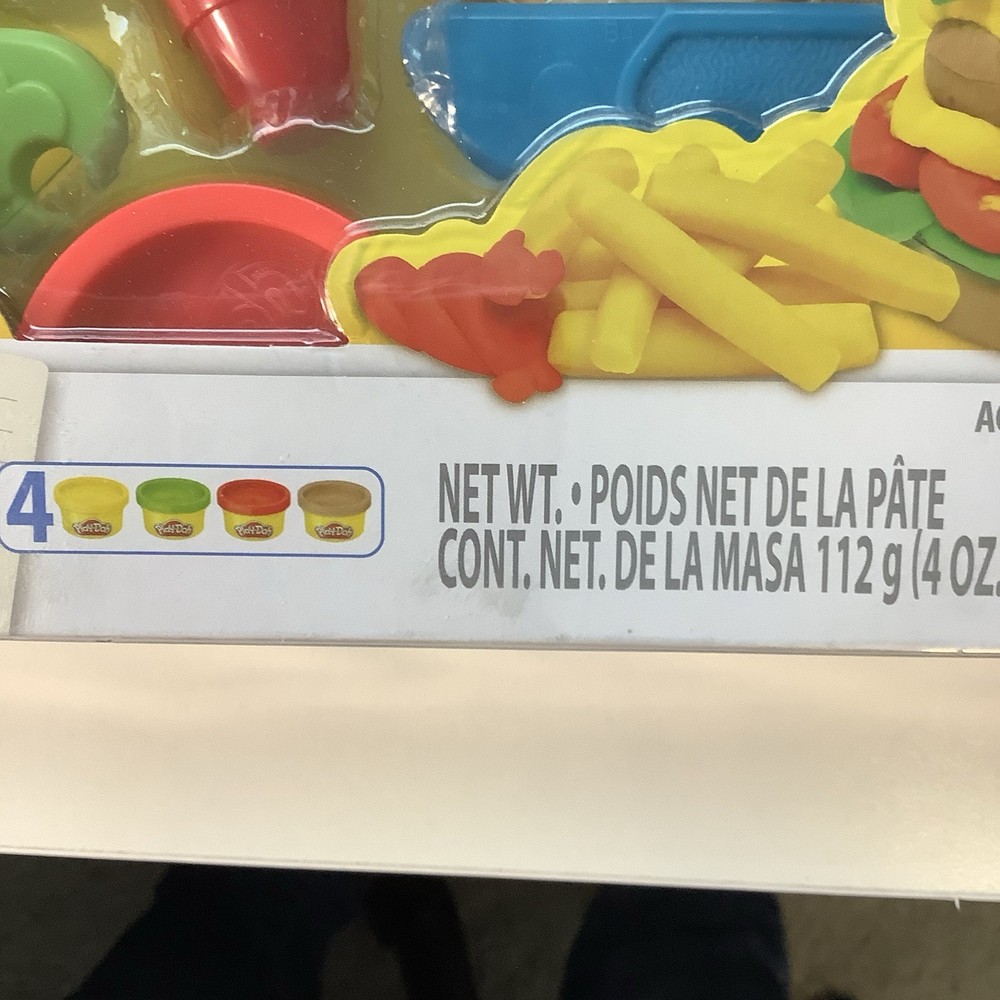 Play-Doh Kitchen Creations Burger Bash Set New In Box