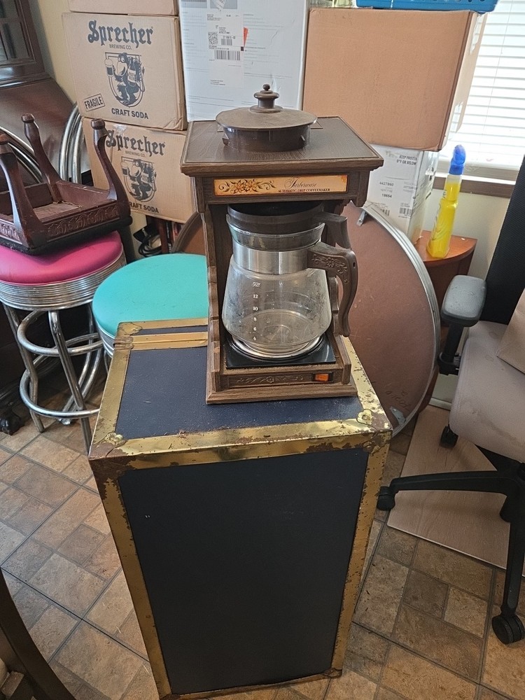 vinage Farberware Automatic Coffeemaker From 1970's