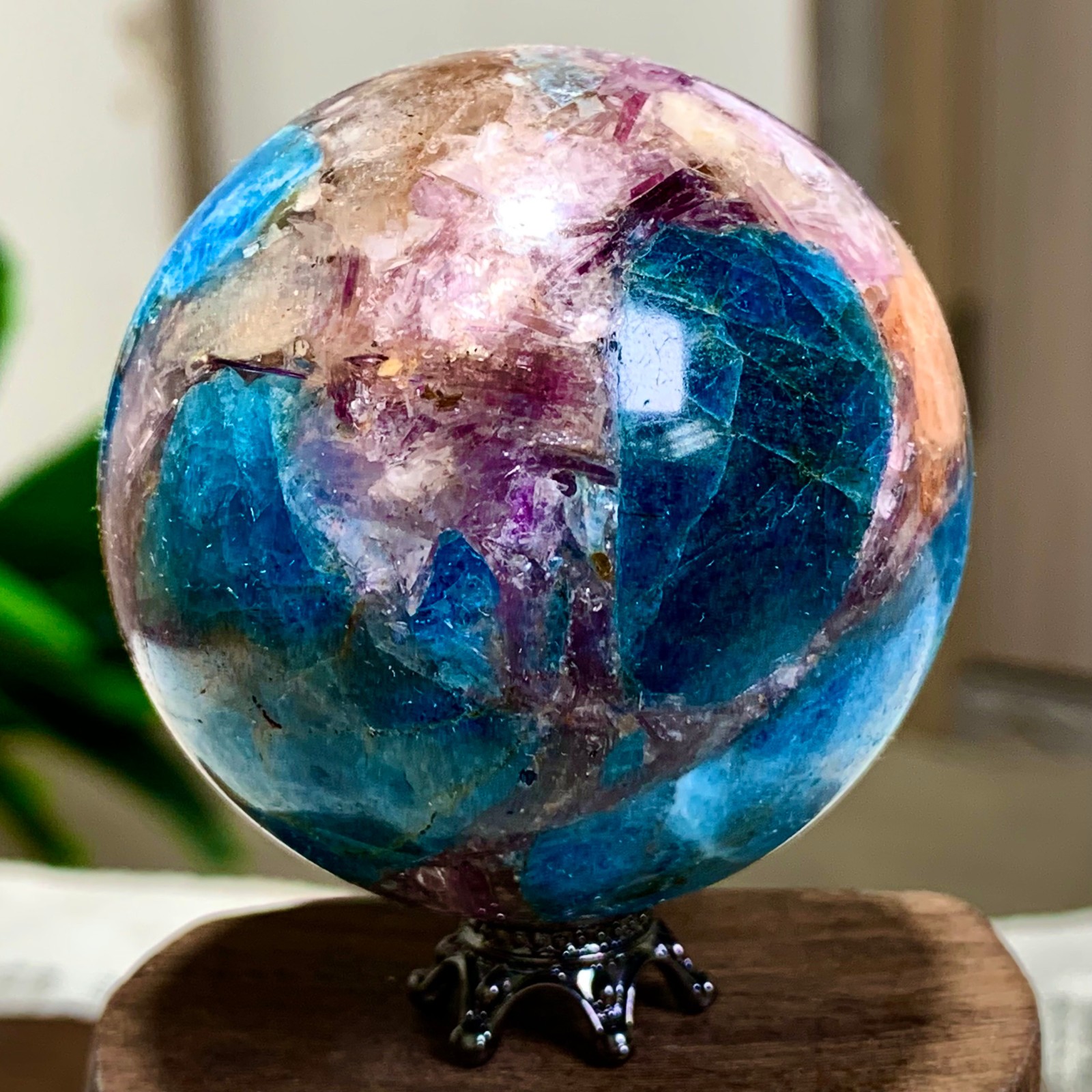 170G Natural Blue Aptite +Sun Stone purple lepidolite Sphere mineral sample