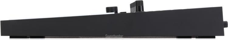 Native Instruments Maschine MK3 Production and Performance System with Komplete