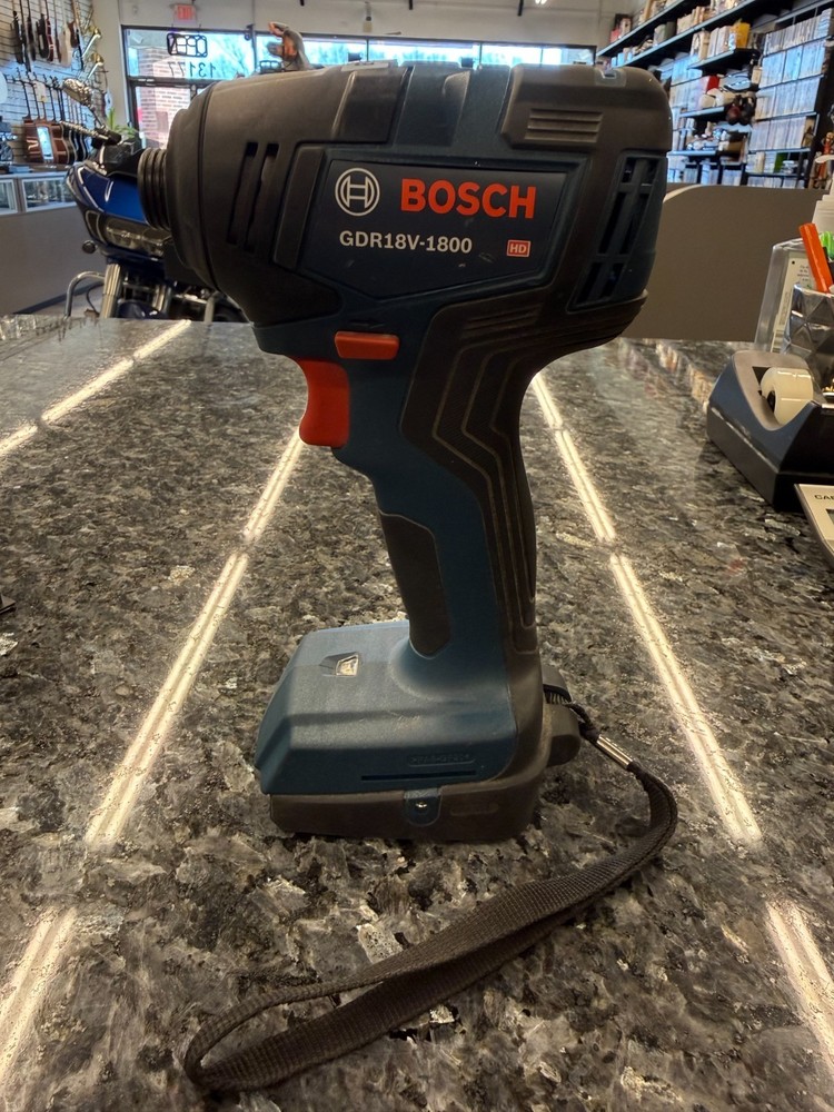 Bosch Brushless Power Tool Combo Kit with Soft Case 2 Batteries, Drill Bit Set!!