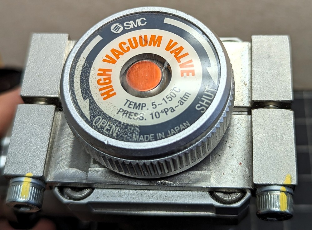 SMC XMH-25 ANGLE VALVE, INLINE, HIGH VACUUM, SS, Working Pull [A3B4]
